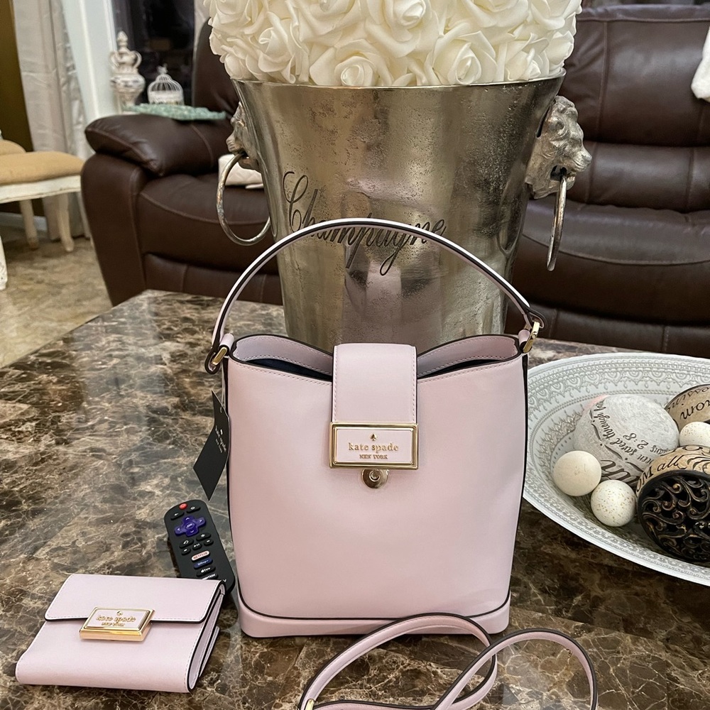 Kate Spade Reegan Bucket Bag - Picture 6 of 16